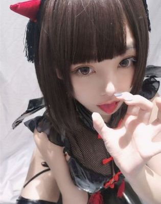 欧美老头和老妇xxxxa片_蓝光神马影院在线